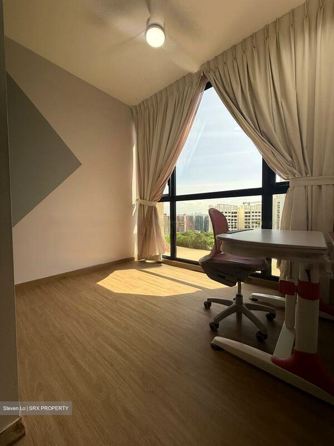 Le Quest (D23), Apartment #555812051